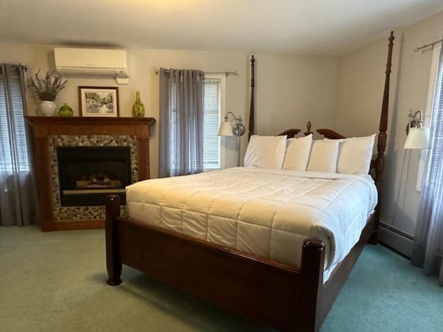 The Vermont Inn Mendon Eksteriør billede