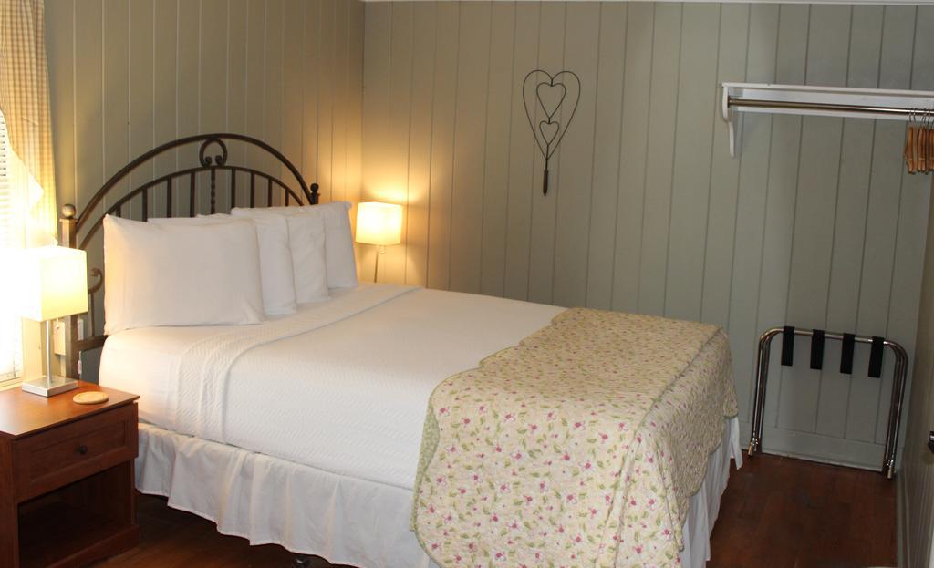 The Vermont Inn Mendon Eksteriør billede