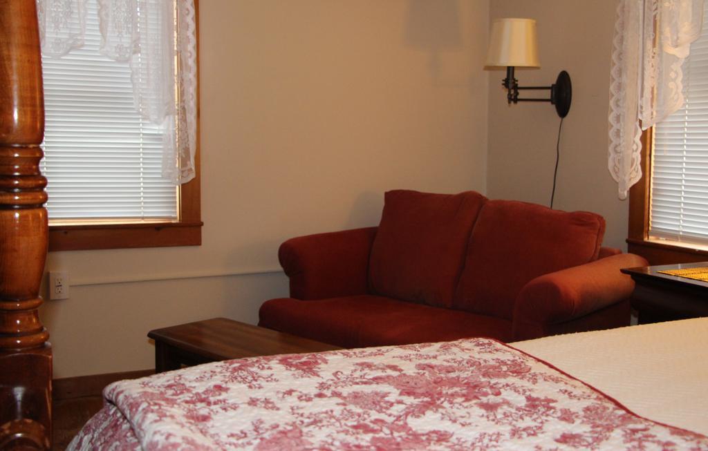 The Vermont Inn Mendon Eksteriør billede