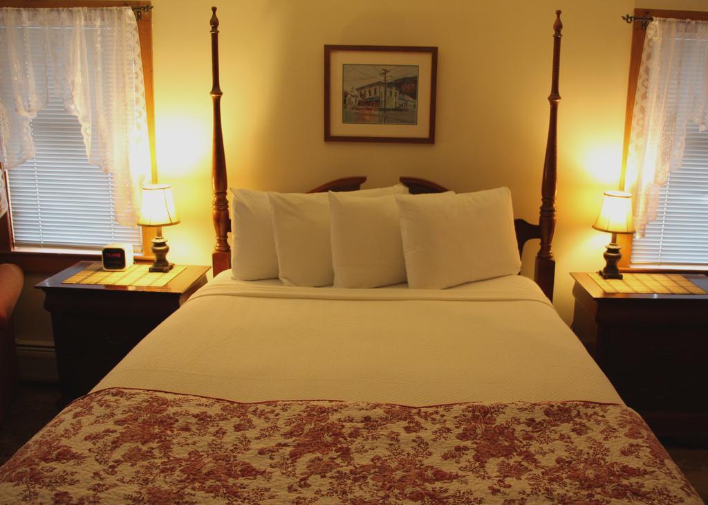 The Vermont Inn Mendon Eksteriør billede